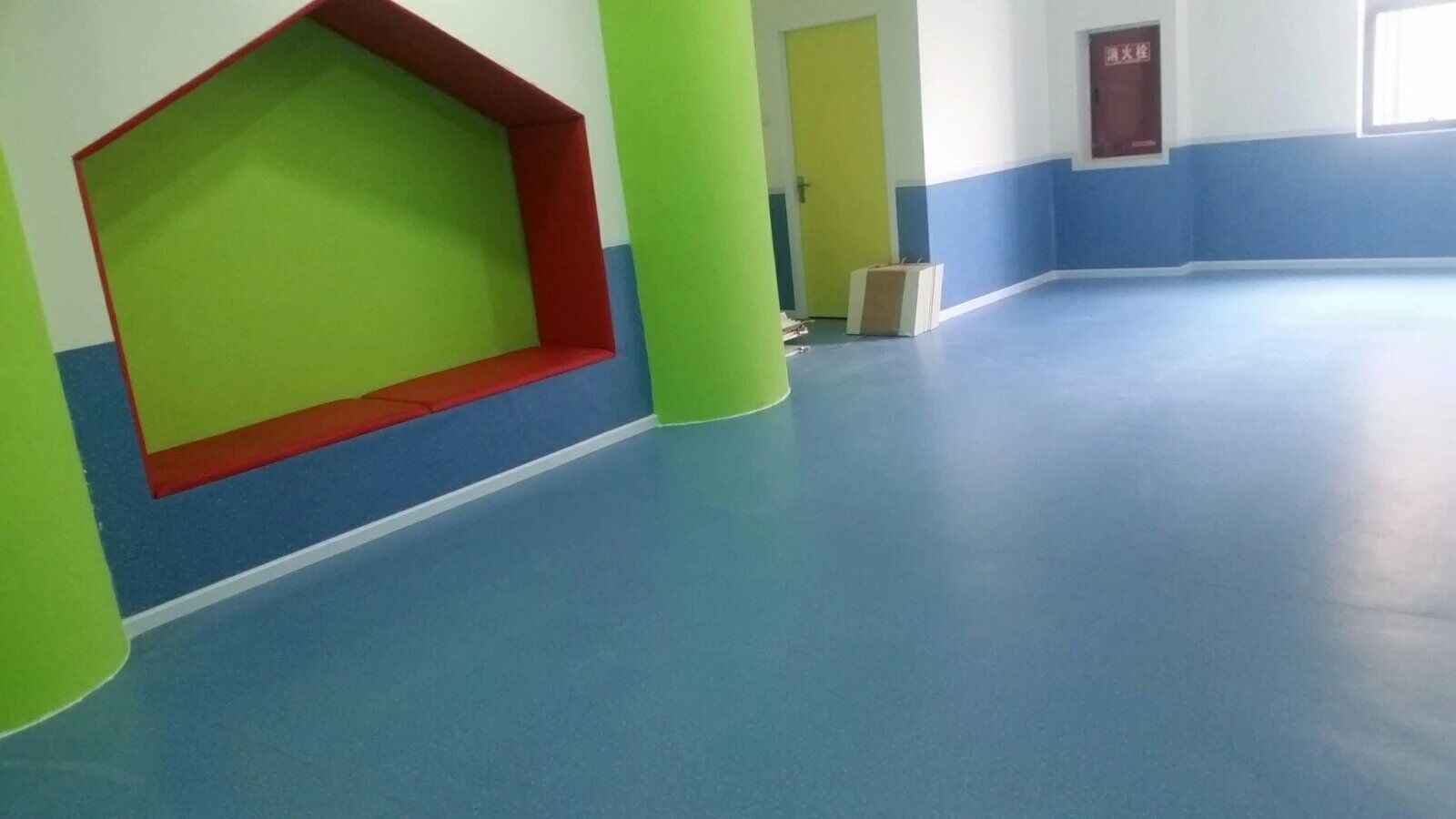 舞蹈学校地板  汉源 PVC地胶 梓潼县 橡胶地板  晶磨石地坪  人造草坪  石塑地板