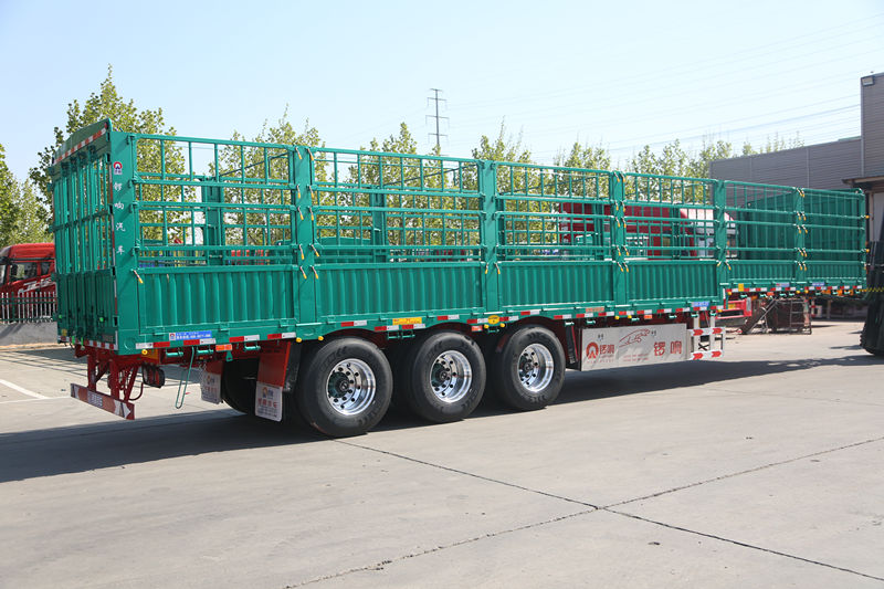 山东锣响 新国标半挂车 轻型半挂车 山东挂车厂  仓栅式半挂车