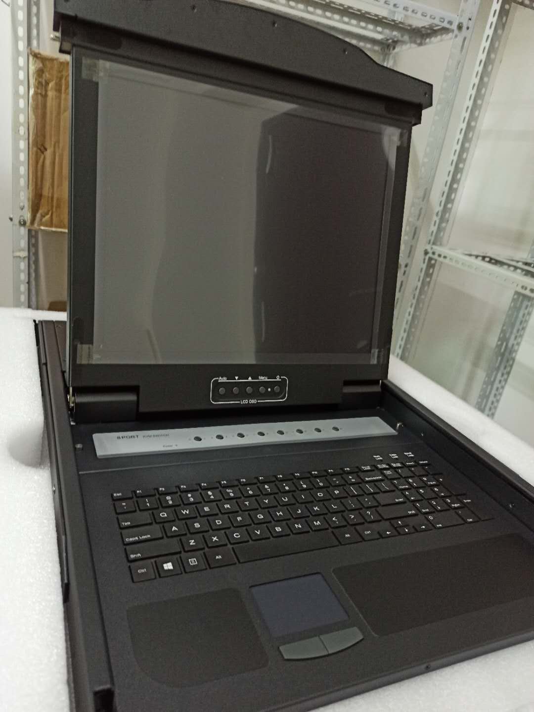 亿阳KVM LCD-KVM折叠套件  陕西KVM  西安KVM切换器  LCD 切换器