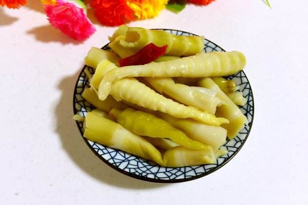酸笋香精（鲜竹笋香精、酸竹笋香精、红油酸笋、泡笋）  螺蛳粉酸笋