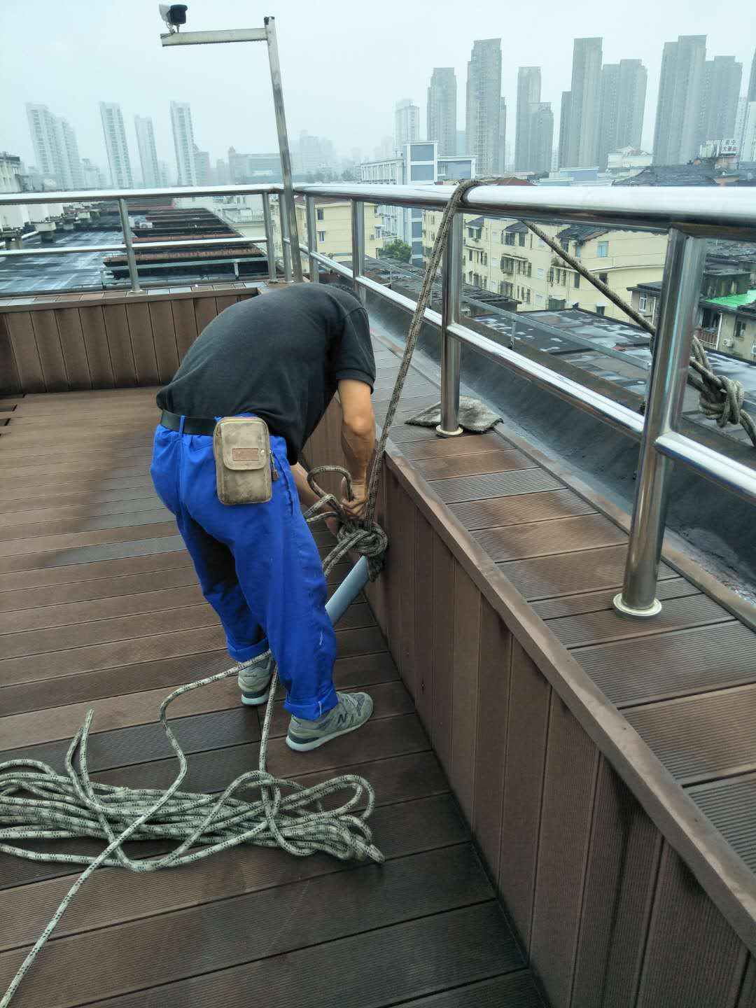 上海外墙漏水维修 蜘蛛人高空外墙防水
