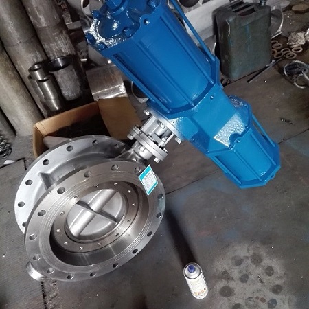 吉汇阀门厂家销售气动法兰硬密封蝶阀