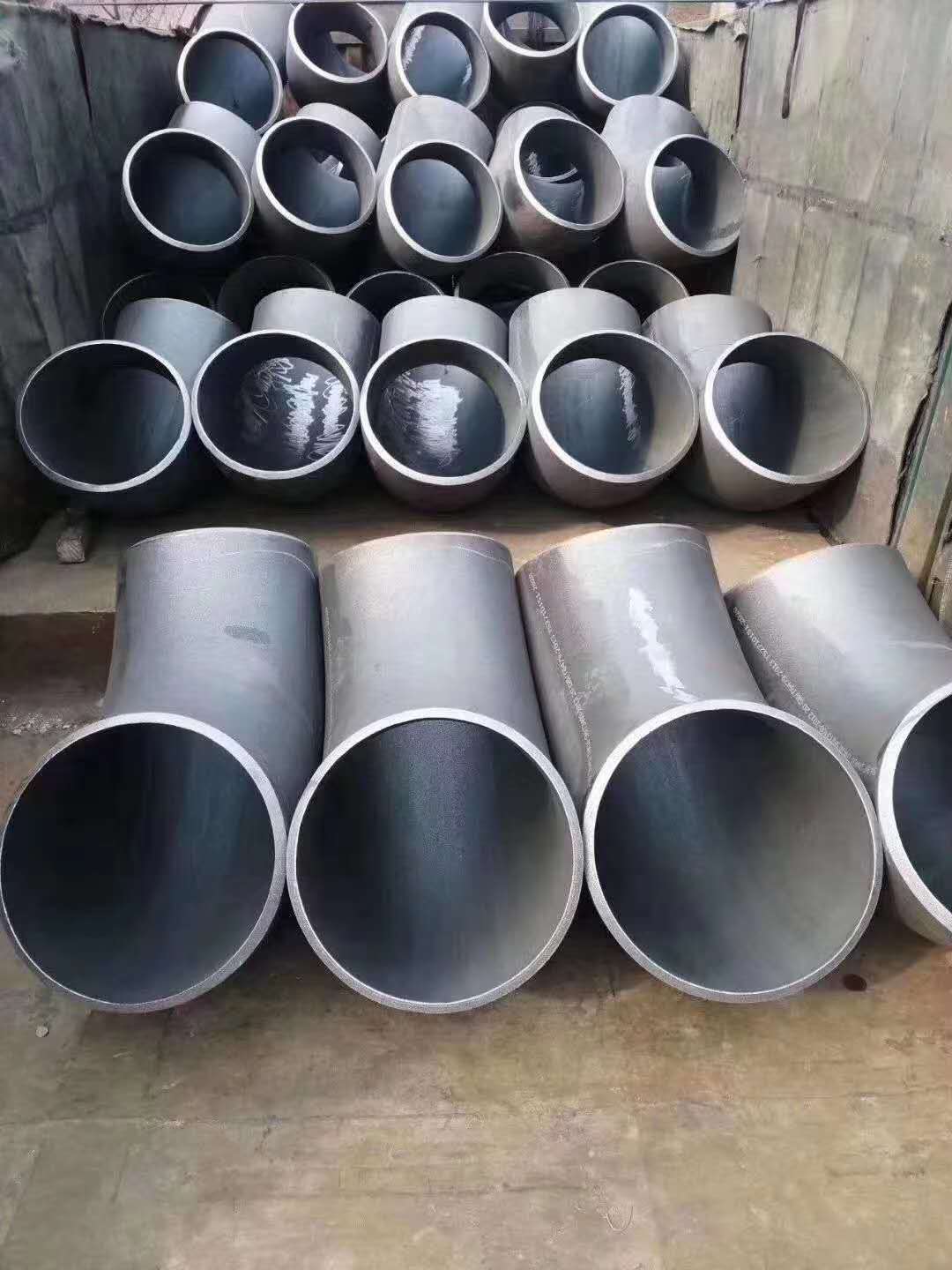 无缝弯头  直缝焊接弯头  90度弯头  高压弯头  碳钢弯头  直缝弯头