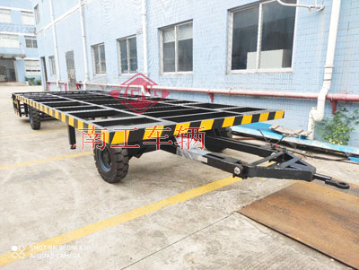 机场项目用平板拖车 重型8吨移动工具车&nbsp;&nbsp;平板车&nbsp;&nbsp;重型平板拖车