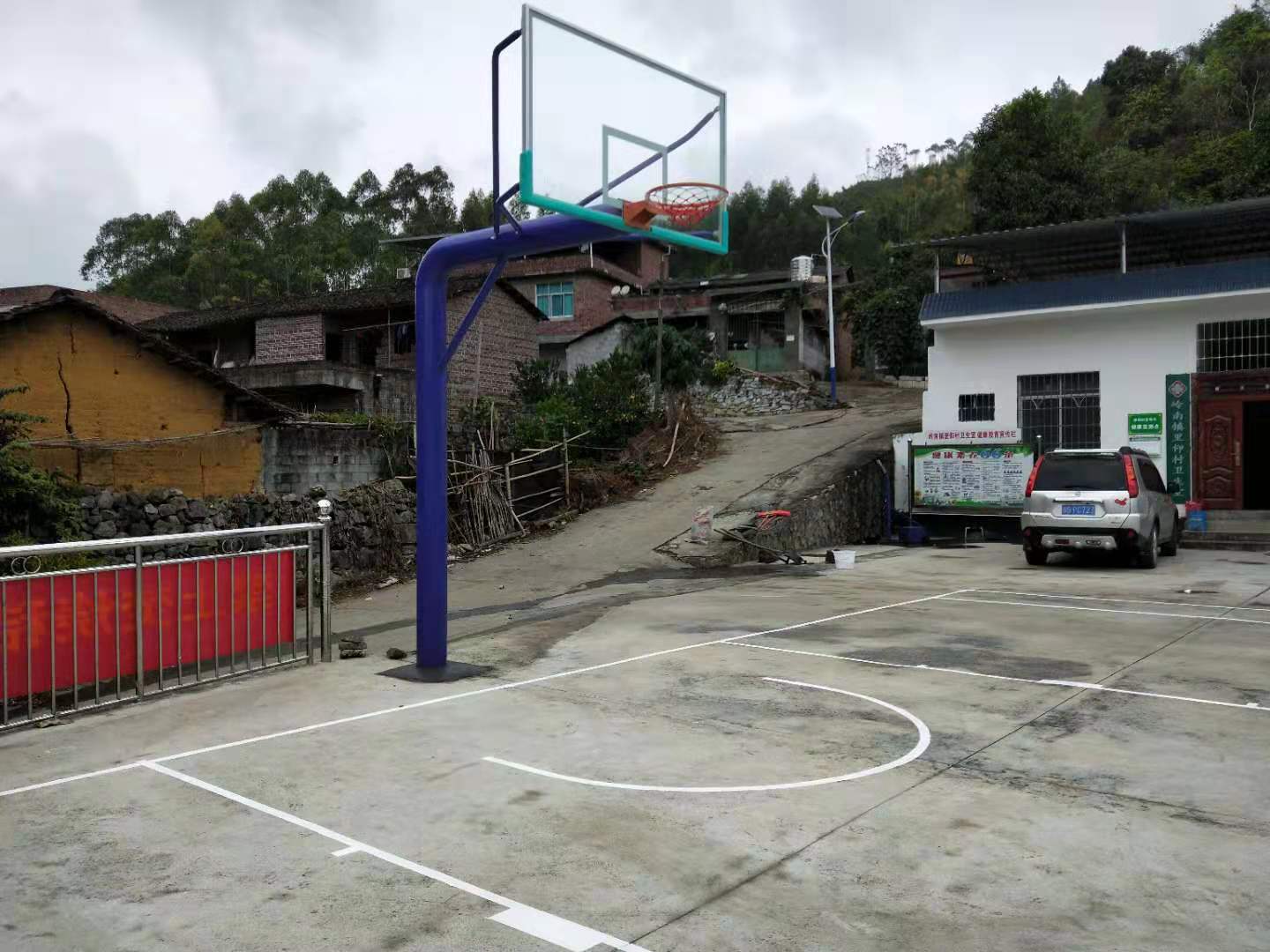 广西象州埋地篮球架管径219安装  广西埋地篮球架  柳州埋地篮球架
