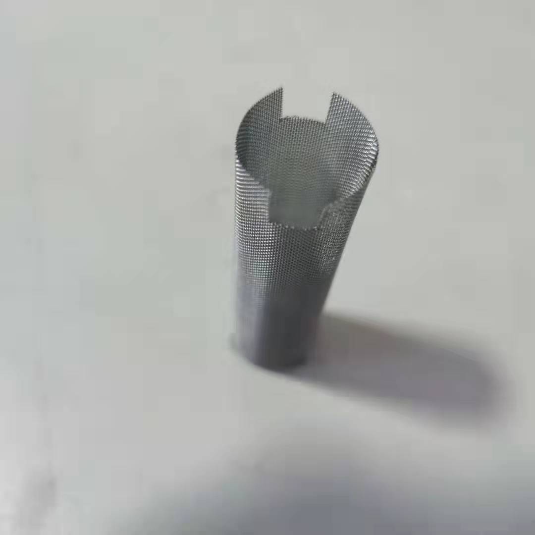 油气分离圆柱体冲孔网筒厂家&nbsp;&nbsp;圆柱体网筒