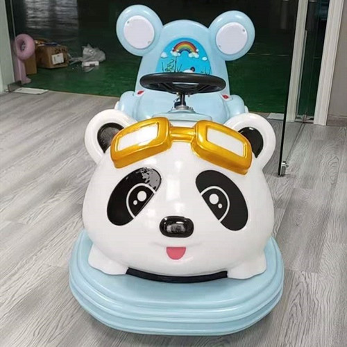 广东广州广场发光玩具车小熊猫碰碰车