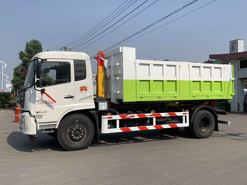 拉砖就用东风天锦勾臂垃圾车  16吨东风勾臂垃圾车