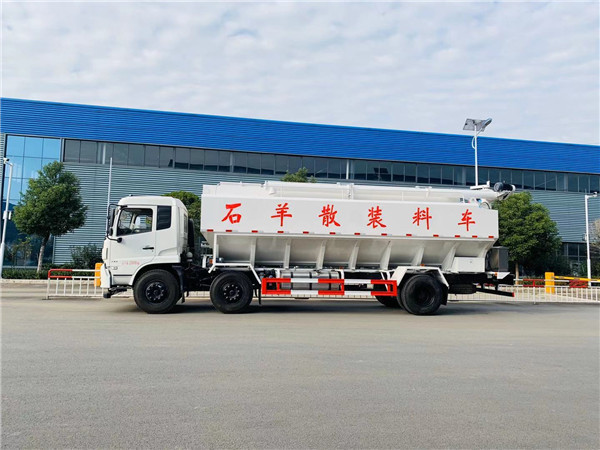 河北30吨散装饲料运输车厂家报价  饲料运输车价格  40方散装饲料运输车  饲料运输车厂家价格