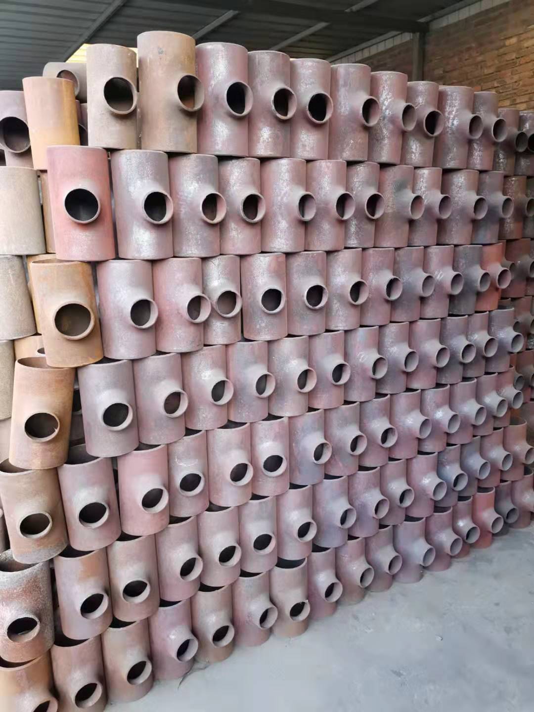 管件  碳钢异径三通  碳钢三通  碳钢等径三通