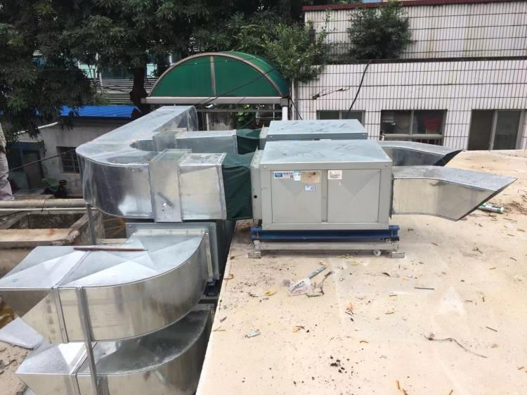 广西崇左餐饮业油烟净化系统风管销售安装维护  排油烟系统  商铺排油烟  厨房排油烟