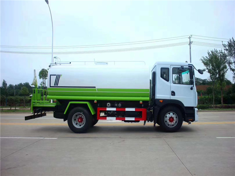 阳江绿化洒水车制造厂  喷洒车  抑尘车