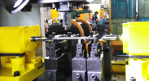 齿条校直机品牌就选智恒精机校直机产品，成就半轴校直  车桥校直机  凸轮轴校直机