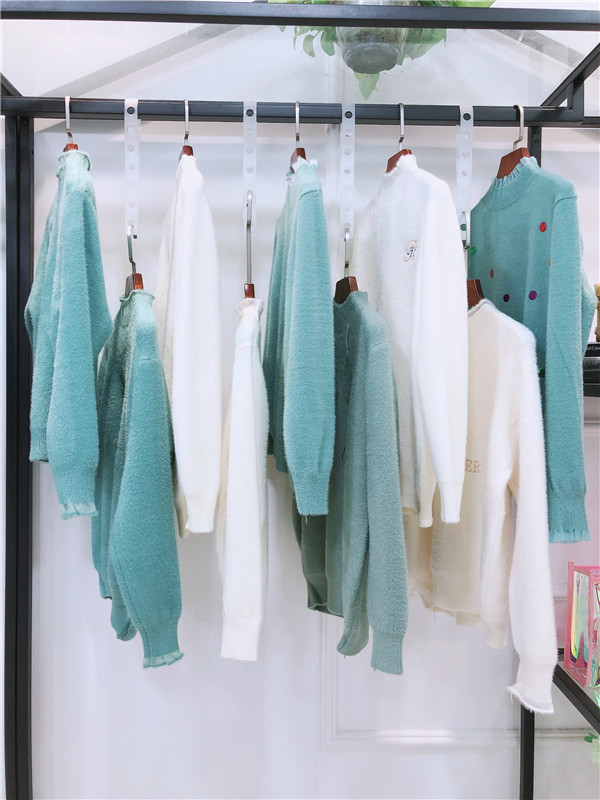 拉夏贝尔21春季品牌折扣女装一手货源  女装批发  广州莎奴服饰