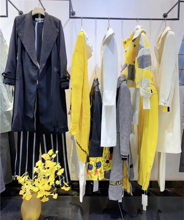 例格时尚品牌女装折扣尾货批发  品牌折扣女装  时尚女装  广州莎奴服饰