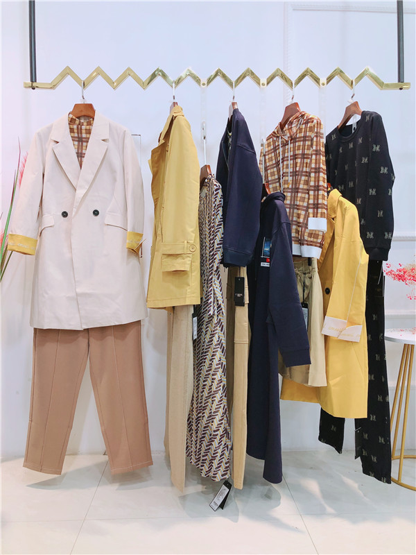 觅恋品牌折扣女装库存尾货清仓处理  女装批发  广州莎奴服饰