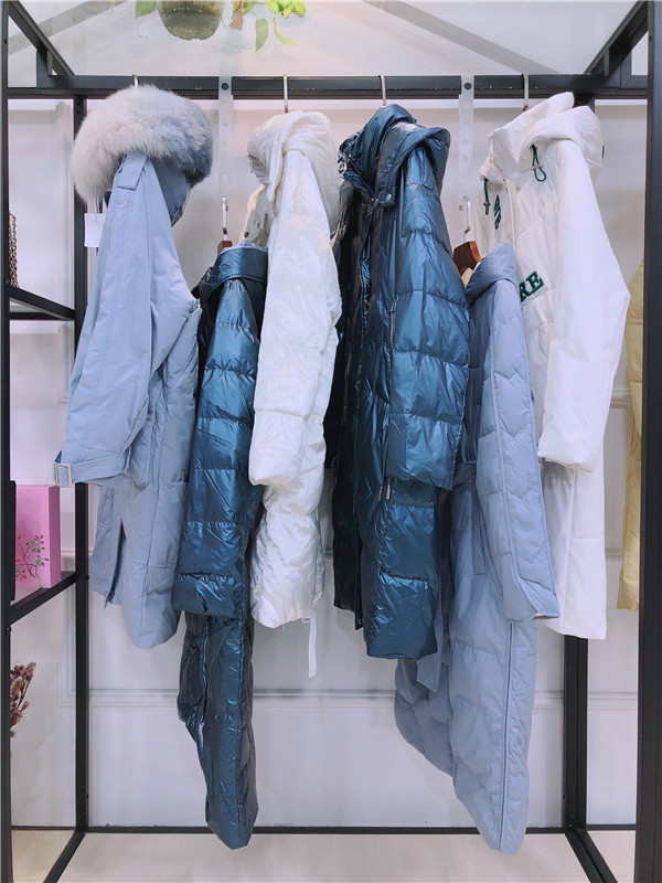 熙兰雅品牌折扣女装尾货走份批发  女装尾货批发  广州莎奴服饰