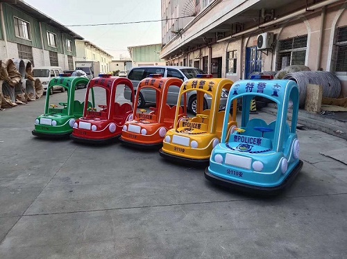 广州专业生产新款发光碰碰车广场双人游乐  广场双人碰碰车