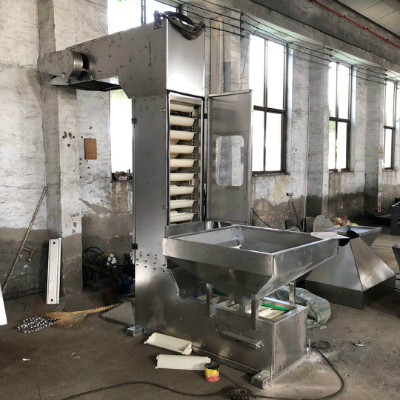 宠物饲料斗式提升机Z型诱导式提升机C型斗提机  z型提升机  z型斗式提升机