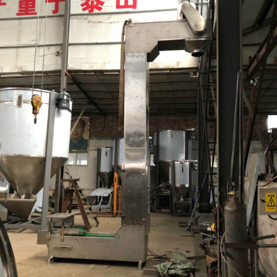 不锈钢斗式提升机片碱Z型提升机化工粉末链斗式上料机  z型提升机  z型上料机