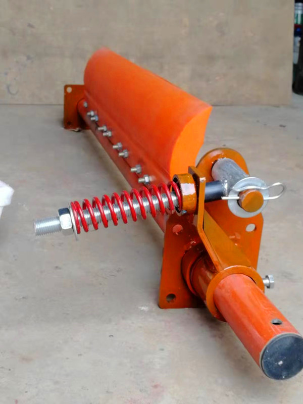 P型二道皮带机清扫器不伤害皮带矿用合金刮泥板厂家 电动滚刷清扫器 聚氨酯清扫器