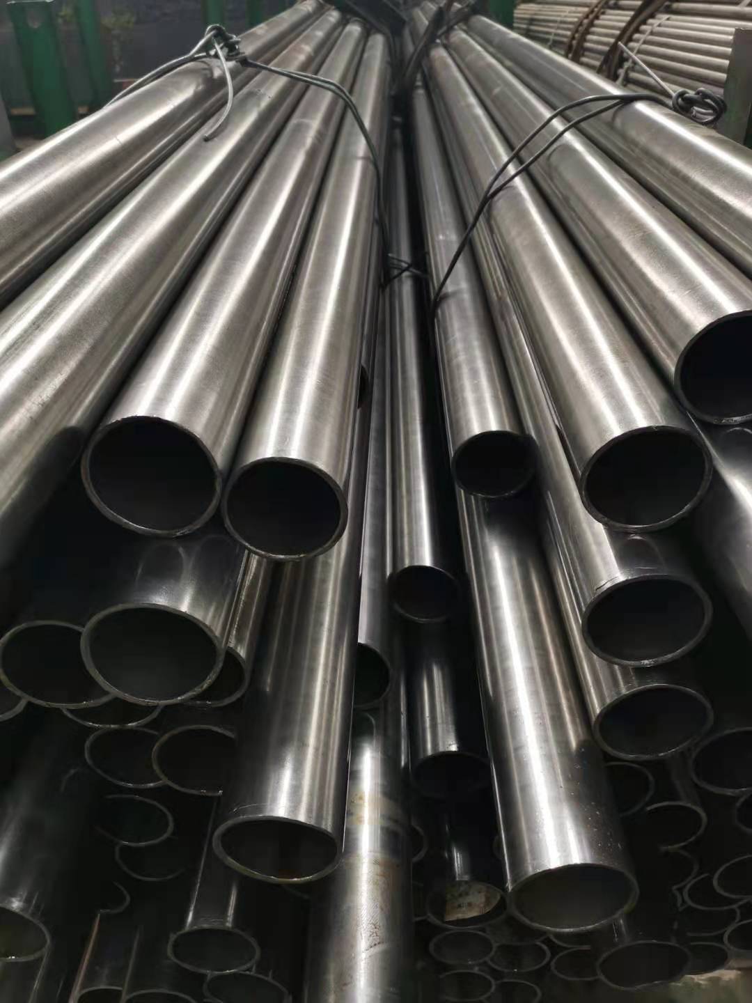 20cr精密钢管20cr精密无缝钢管厂家报价  精密光亮管厂家