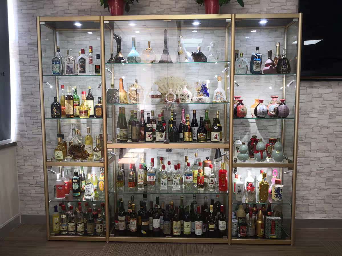 红酒展柜烟酒展柜酒柜烟店展柜烟草展柜  木质展柜  钛合金展柜  烤漆展柜