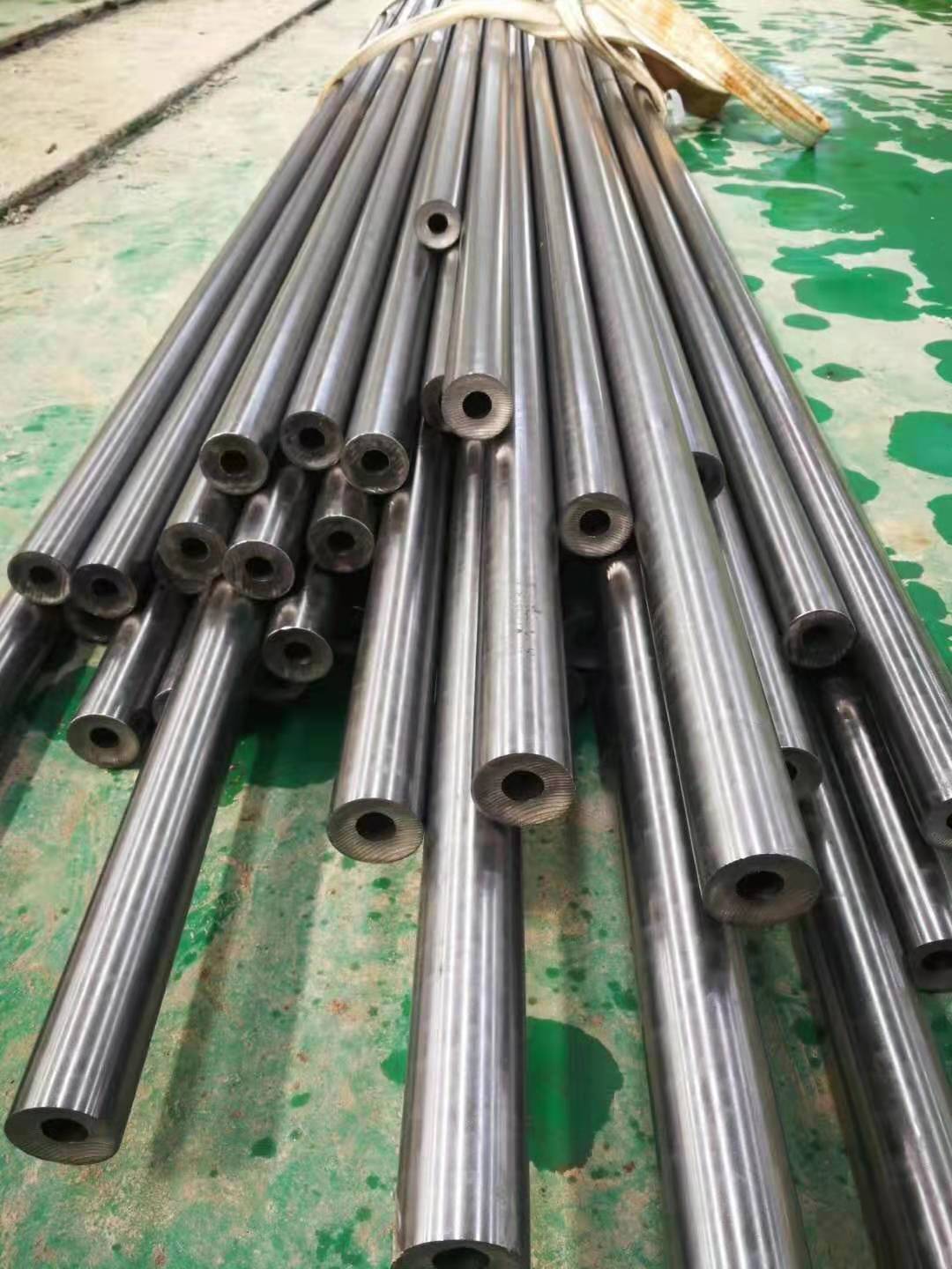 鲁益通达基础建材  优质高精密无缝钢管 光洁度0.6  精密管