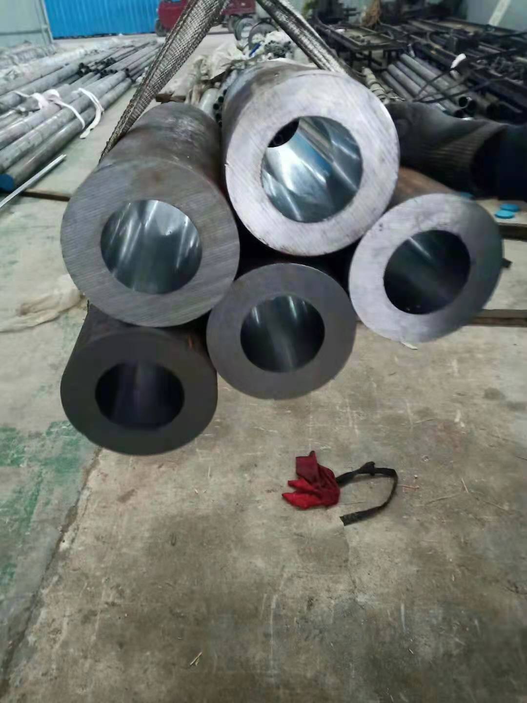 高品质内孔珩磨油缸用钢管-----鲁益通达定制  无缝钢管