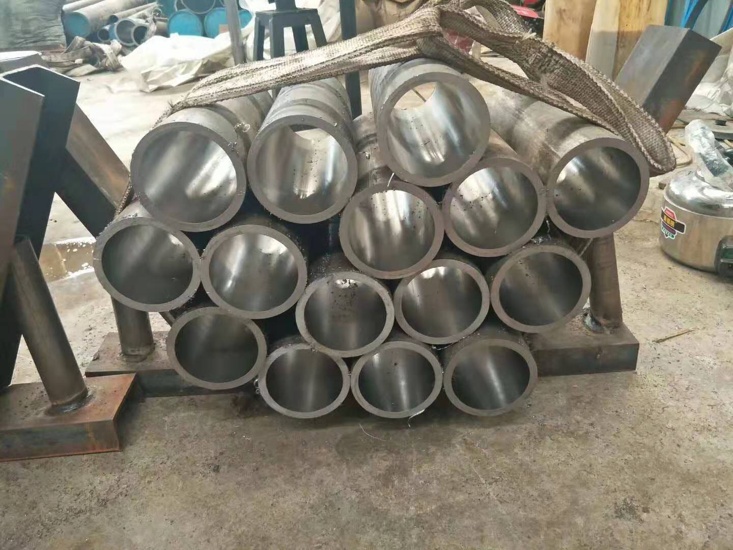 高品质内孔珩磨油缸用钢管-----鲁益通达定制  无缝钢管