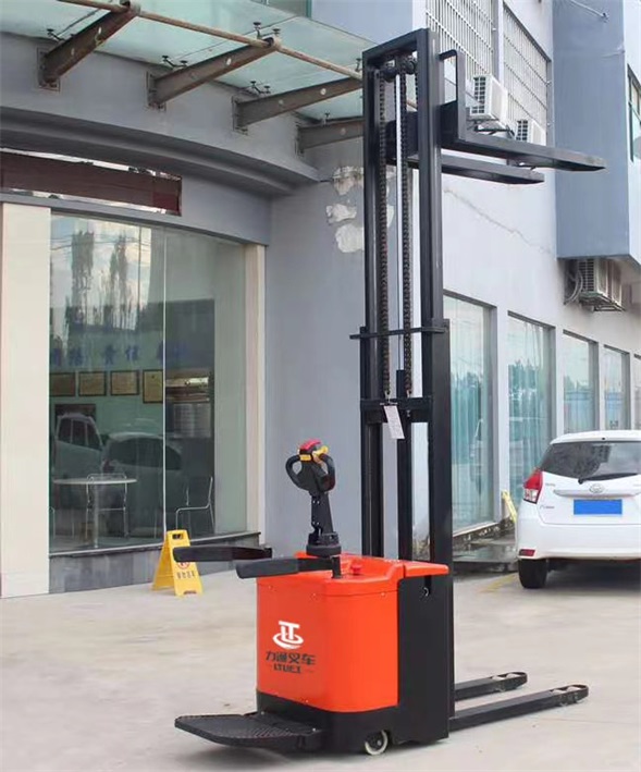 叉车生产公司来力通收获多多  力通叉车  杭州力通