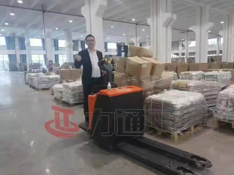 叉车生产公司来力通收获多多  力通叉车  杭州力通