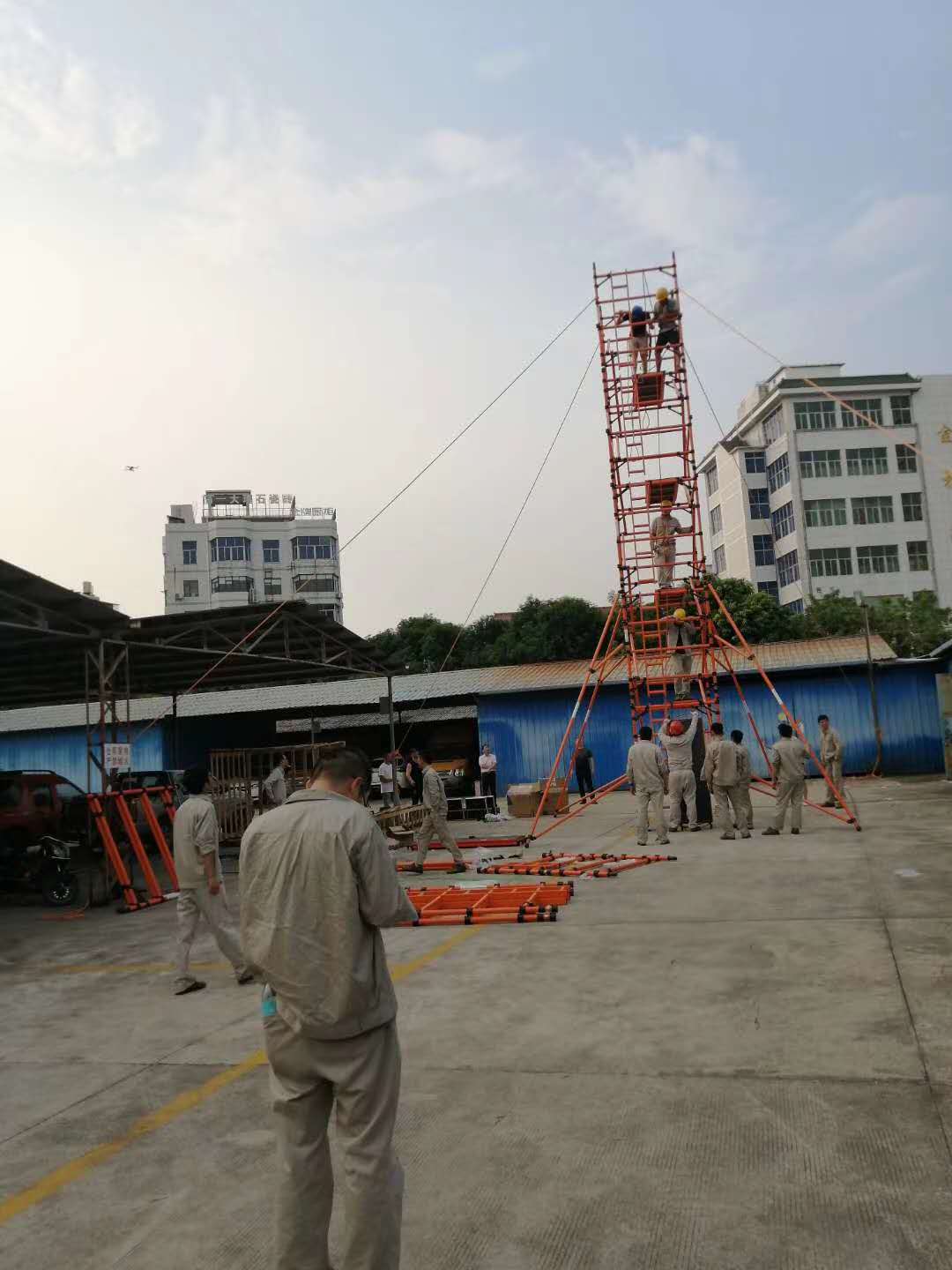 移动式快装绝缘工作架 采用内置爬梯组合 坚固耐用&nbsp;&nbsp;绝缘脚手架&nbsp;&nbsp;玻纤脚手架