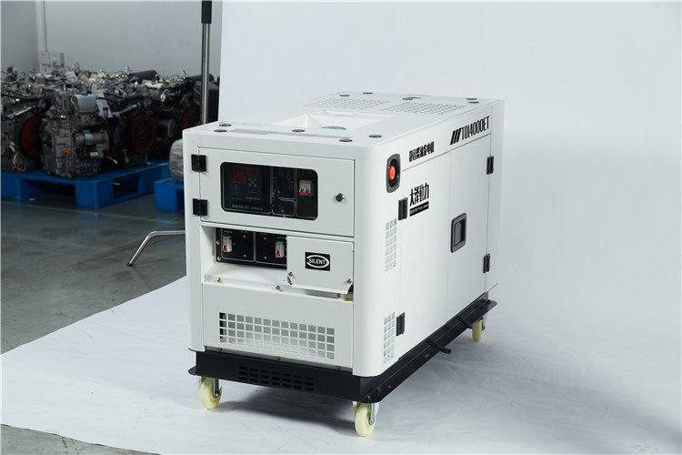 10kw风冷式柴油发电机  小型柴油发电机  低噪音柴油发电机