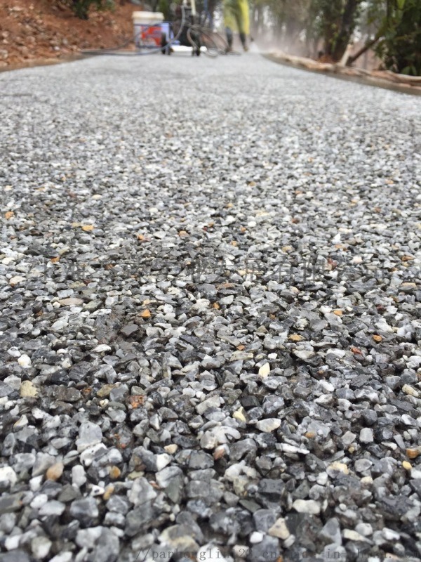 贵阳透水混凝土增强剂批发透水混凝土路面施工  透水混凝土施工