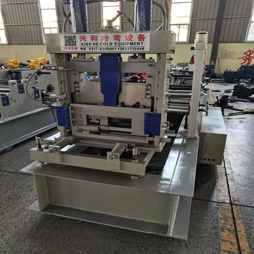 泊头压瓦机厂家现货销售全自动80-300c型钢檩条成型机  一秒换号c型机  泊头全自动c型钢机  全自动换型cz型钢机