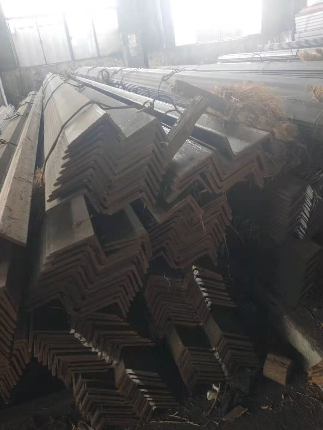 上海供应A36日标角钢规格尺寸型号齐全  日标角钢单价  日标角钢尺寸