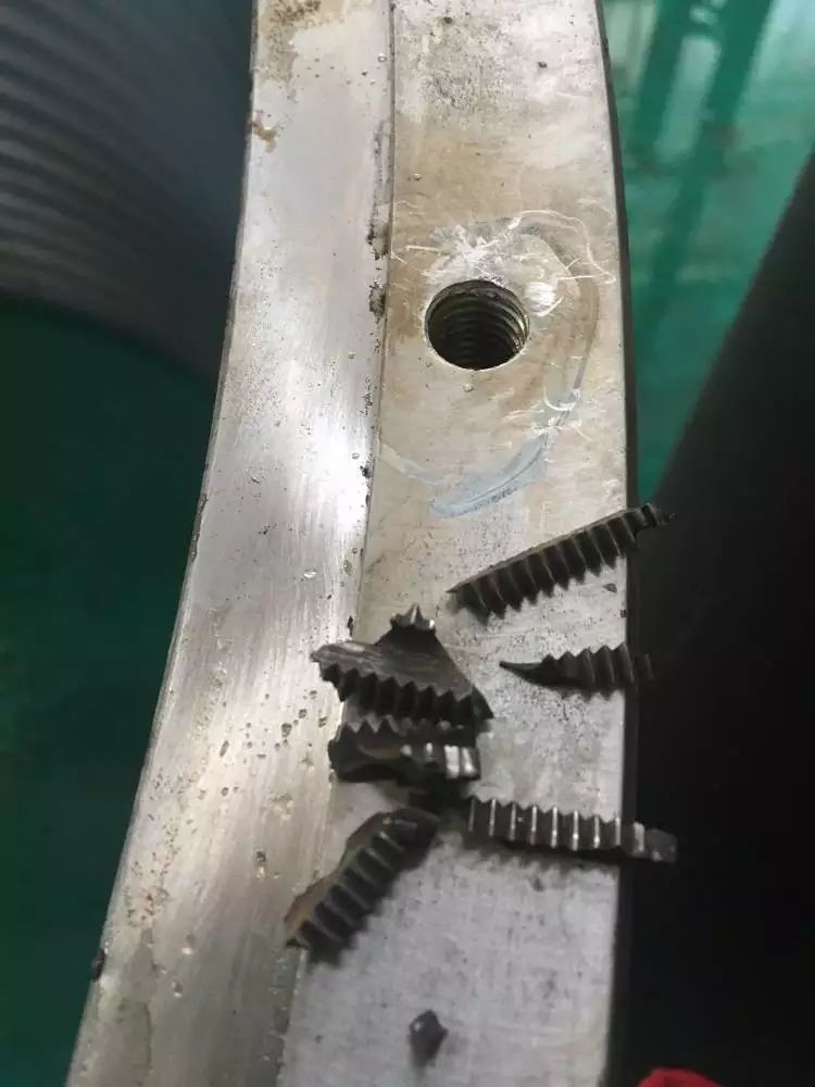 供应锐巨CK-1000小型零件电火花机-厂家直销  取断丝锥机