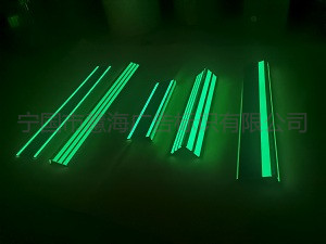 夜光防滑条，楼梯踏步防滑条，铝合金楼梯防滑条  铝合金防滑条  楼梯踏步面压条