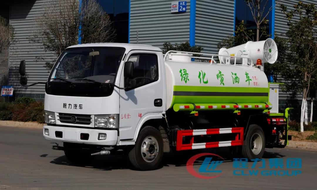 5吨市政环卫洒水车厂家在哪里  喷洒车  环卫车