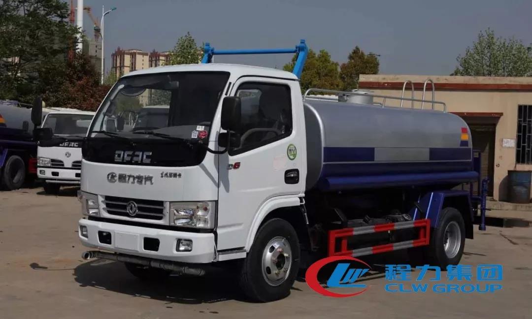 3吨园林绿化洒水车多少钱一辆  喷洒车  环卫车