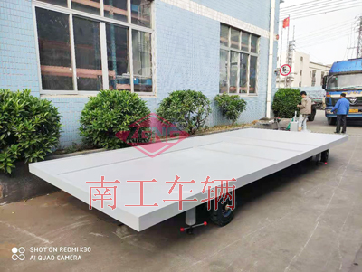 7吨移动式房车底盘 工具平板拖车  拖车底盘  平板全挂车