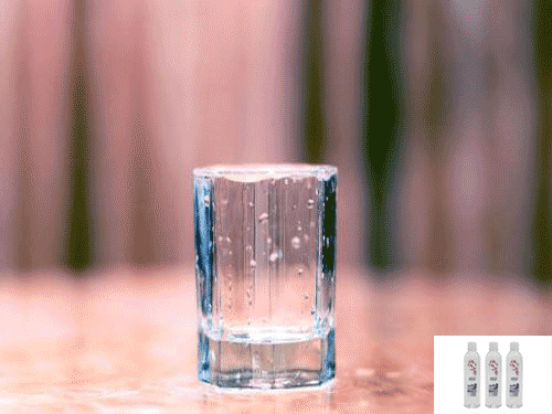 清晨一杯绿鼎活性山泉水让你美丽又健康  饮用山泉水  天然活性水