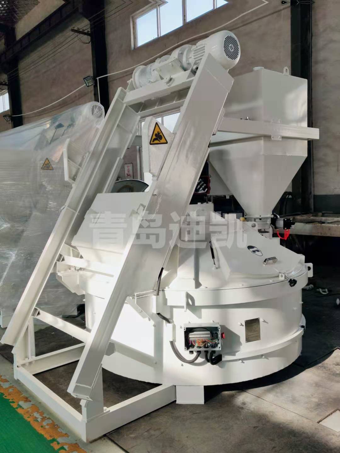 立轴行星式搅拌机搅拌性能突出混合效果直接影响成品