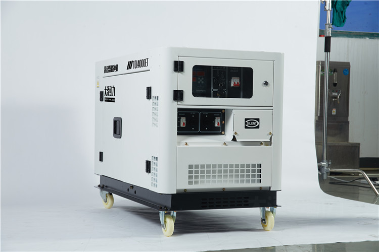 10kw低油耗柴油发电机带轮子  小型柴油发电机