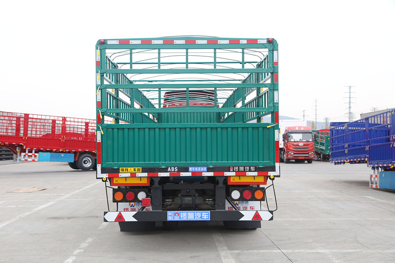 锣响仓栅式半挂车 空气悬架 高栏半挂车 13米轻型半挂车