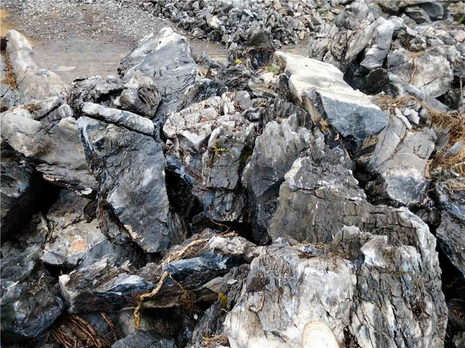 广东园林景观天然大英石原产地长期供应  组合假山、草坪点缀  假山制作庭院装饰
