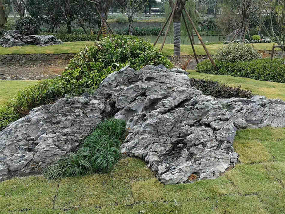 广东大英石厂家 假山制作草坪点缀石厂家直销  天然大英石  大型园林景观石  草坪点缀、假山制作