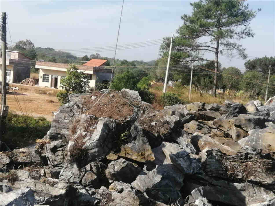广东大英石原产地批发 山水造景石大英石厂家供应  天然大英石  大型园林景观石  草坪点缀、假山制作