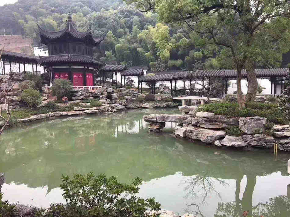 广东大英石原产地 天然园林景观石厂家大量现货供应  天然大英石  大型园林景观石  草坪点缀、假山制作